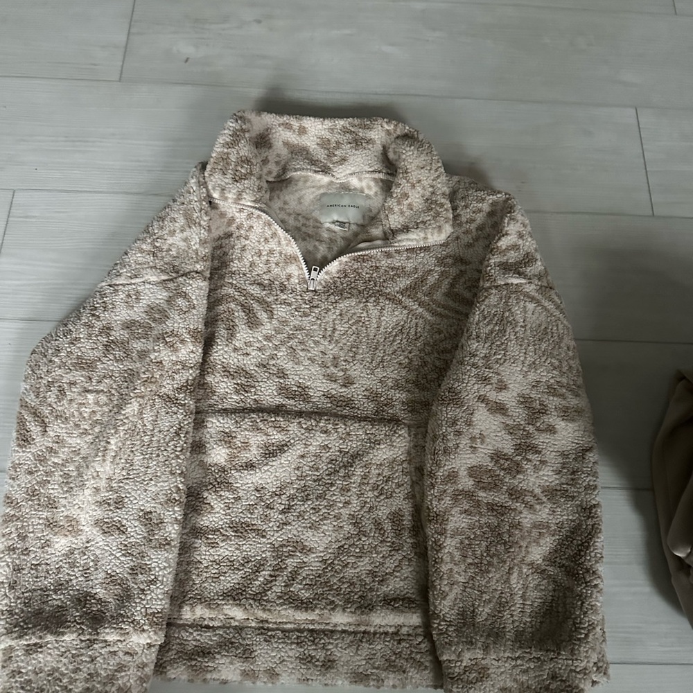 American Eagle Outfitters Cream Teddy Jacket Cozy Fleece